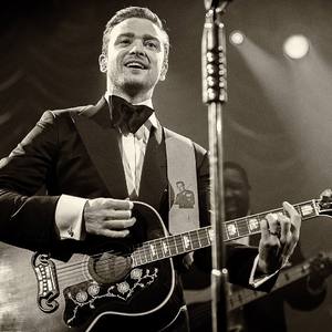 乱伦母亲日屄毛茸茸的好舒服
